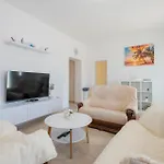 Cozy Home In Sumet With Wifi *