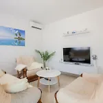 Cozy Home In Sumet With Wifi 度假居