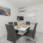 度假居 Cozy Home In Sumet With Wifi