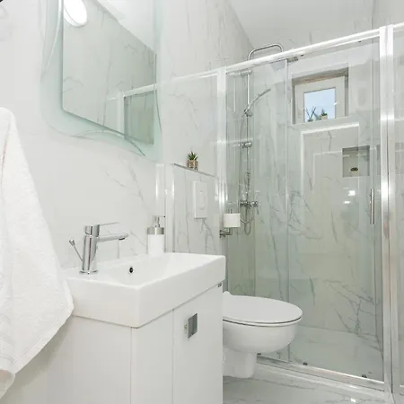 3 Bedroom Gorgeous In