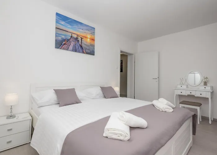 別荘 3 Bedroom Gorgeous In